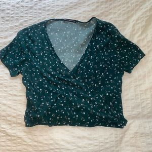 Brandy Melville tie cross shirt